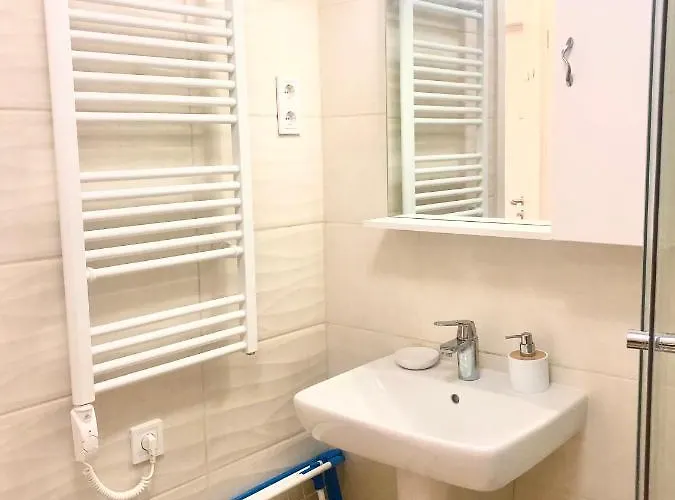 Διαμέρισμα Sweet , 30sqm Studio, Free Private Parking, Mountain View, Balcony, 20 Min From Downtown *