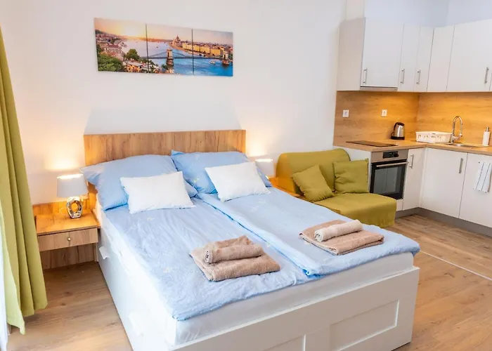 Διαμέρισμα Sweet , 30sqm Studio, Free Private Parking, Mountain View, Balcony, 20 Min From Downtown