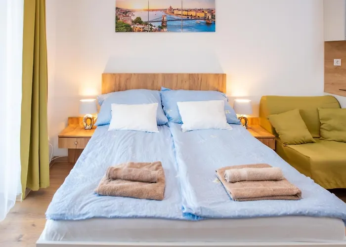 Διαμέρισμα Sweet , 30sqm Studio, Free Private Parking, Mountain View, Balcony, 20 Min From Downtown Βουδαπέστη