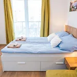 Sweet Studio: Mountain View Retreat With Parking Apartment *