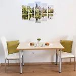 Sweet Studio: Mountain View Retreat With Parking *